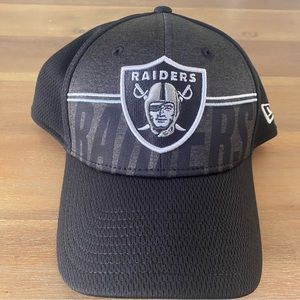 Brand New Men's Black NFL New Era Raiders Hat OS
